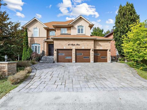 Photo 1 at 12 Anglin Drive, Jefferson, Richmond Hill