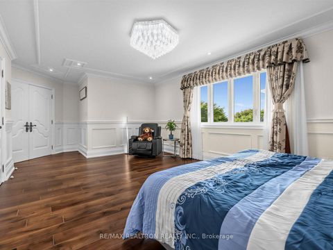 Photo 26 at 12 Anglin Drive, Jefferson, Richmond Hill