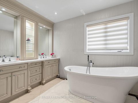 Photo 27 at 12 Anglin Drive, Jefferson, Richmond Hill