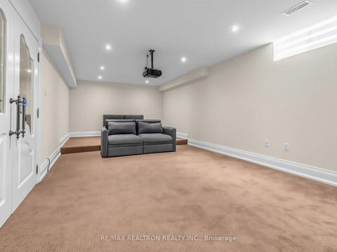Photo 30 at 12 Anglin Drive, Jefferson, Richmond Hill