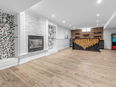 Photo 31 at 12 Anglin Drive, Jefferson, Richmond Hill