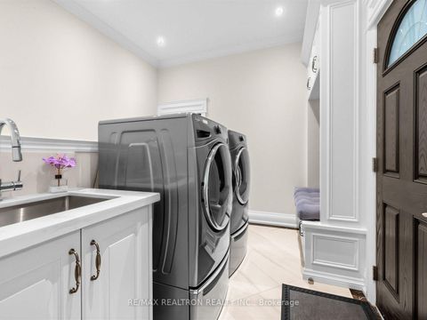 Photo 36 at 12 Anglin Drive, Jefferson, Richmond Hill