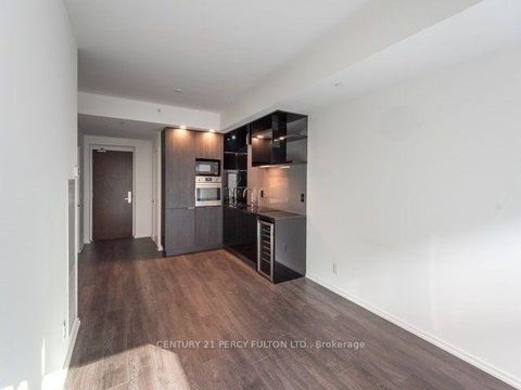 Photo 8 at 4007 - 70 Temperance Street, Bay Street Corridor, Toronto
