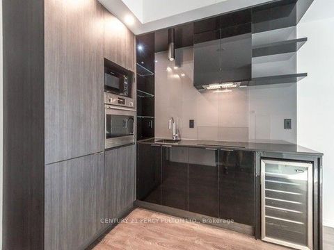 Photo 9 at 4007 - 70 Temperance Street, Bay Street Corridor, Toronto