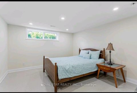 Photo 14 at 29 Westwood Lane, South Richvale, Richmond Hill