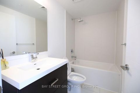 Photo 10 at 3004 - 50 Wellesley Street E, Yonge Corridor, Toronto