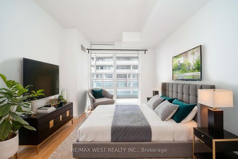 Photo 4 at 1211 - 736 Spadina Avenue, University, Toronto
