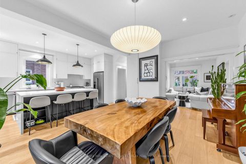 Photo 3 at 20 Edgewood Crescent, Moore Park, Toronto