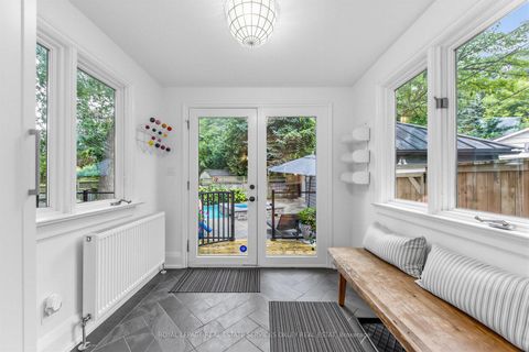Photo 6 at 20 Edgewood Crescent, Moore Park, Toronto