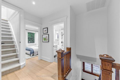Photo 7 at 20 Edgewood Crescent, Moore Park, Toronto