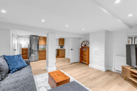 Photo 19 at 20 Edgewood Crescent, Moore Park, Toronto