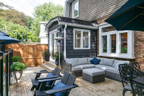 Photo 27 at 20 Edgewood Crescent, Moore Park, Toronto