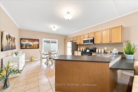 Photo 11 at 61 Mcintyre Drive, Ardagh, Barrie