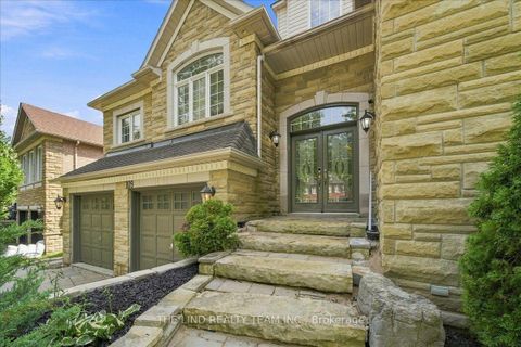 Photo 2 at 109 Willis Drive, Aurora Highlands, Aurora
