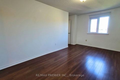 Photo 15 at 345 - 4005 Don Mills Road, Hillcrest Village, Toronto