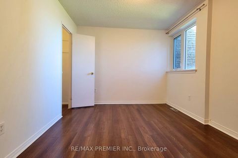 Photo 20 at 345 - 4005 Don Mills Road, Hillcrest Village, Toronto