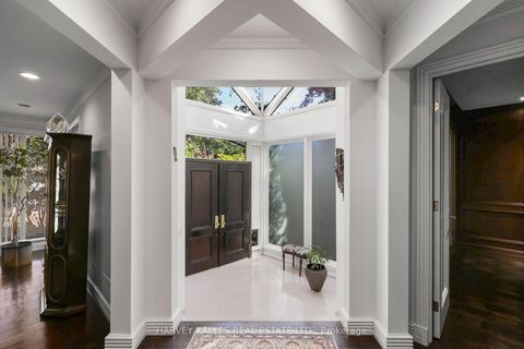 Photo 4 at 83 Hillmount Avenue, Lawrence, Toronto