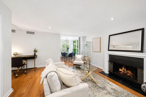 Photo 8 at 3 - 105 Heath Street W, St. Clair, Toronto