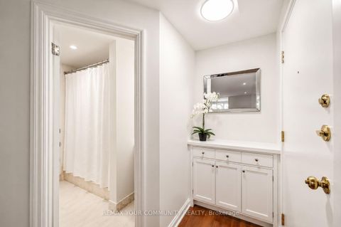 Photo 13 at 3 - 105 Heath Street W, St. Clair, Toronto