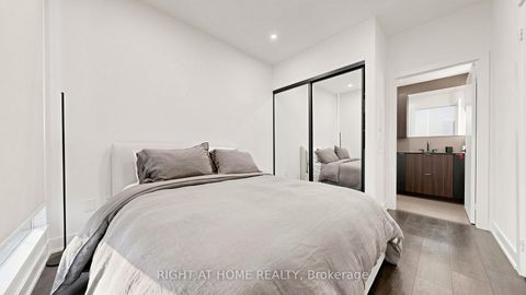 Photo 6 at 819 - 15 Mercer Street, Waterfront Communities C1, Toronto