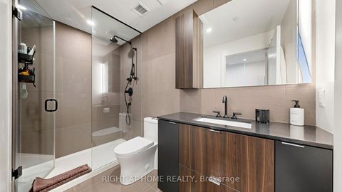 Photo 8 at 819 - 15 Mercer Street, Waterfront Communities C1, Toronto