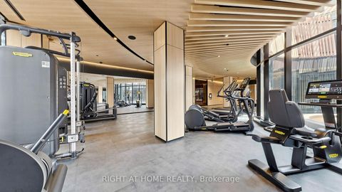 Photo 15 at 819 - 15 Mercer Street, Waterfront Communities C1, Toronto