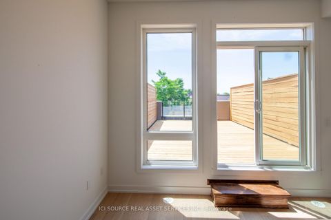 Photo 2 at 66B Perth Avenue, Dufferin Grove, Toronto