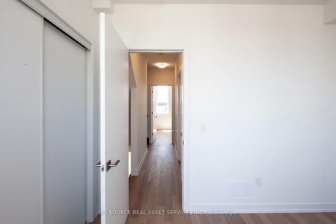 Photo 7 at 66B Perth Avenue, Dufferin Grove, Toronto