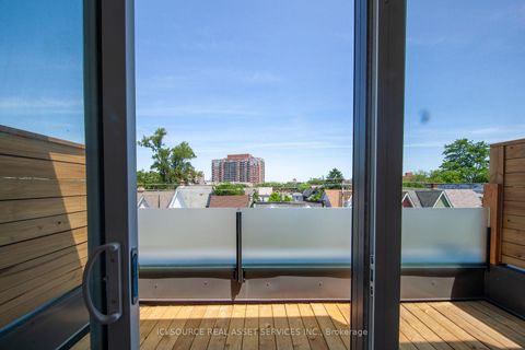 Photo 8 at 66B Perth Avenue, Dufferin Grove, Toronto
