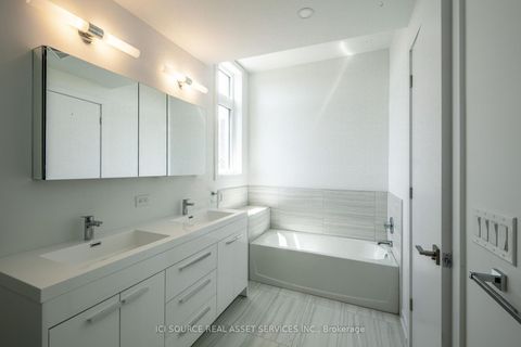 Photo 11 at 66B Perth Avenue, Dufferin Grove, Toronto