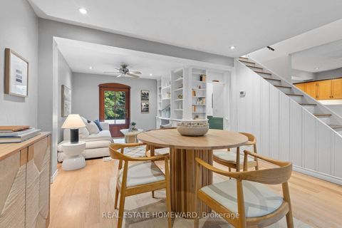 Photo 10 at 9 Dromore Crescent, Newtonbrook West, Toronto