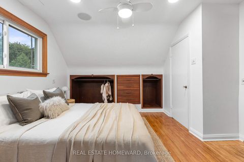 Photo 23 at 9 Dromore Crescent, Newtonbrook West, Toronto