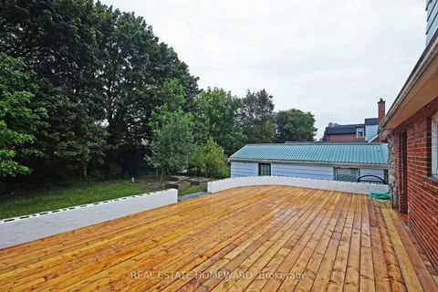 Photo 34 at 9 Dromore Crescent, Newtonbrook West, Toronto