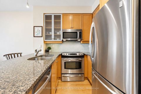 Photo 1 at 2706 - 18 Yorkville Avenue W, Annex, Toronto