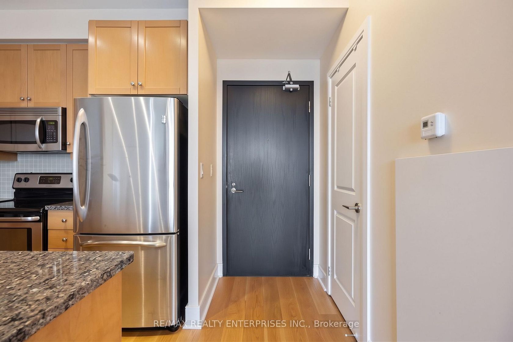 2706 - 18 Yorkville Avenue W, Annex, Toronto 