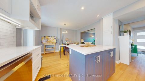 Photo 7 at 66 Cliff Street, Smythe, Toronto