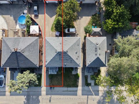 Photo 35 at 66 Cliff Street, Smythe, Toronto