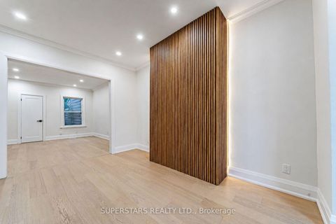 Photo 6 at 105 Bellwoods Avenue, Bellwoods, Toronto