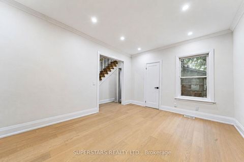Photo 7 at 105 Bellwoods Avenue, Bellwoods, Toronto