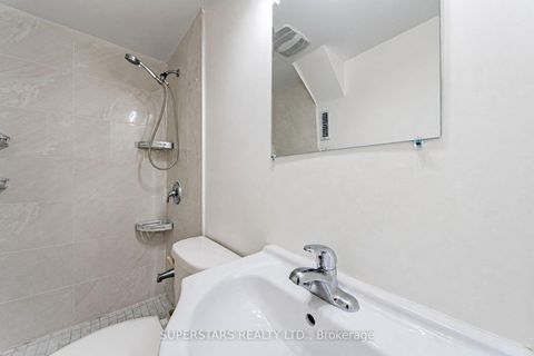Photo 13 at 105 Bellwoods Avenue, Bellwoods, Toronto