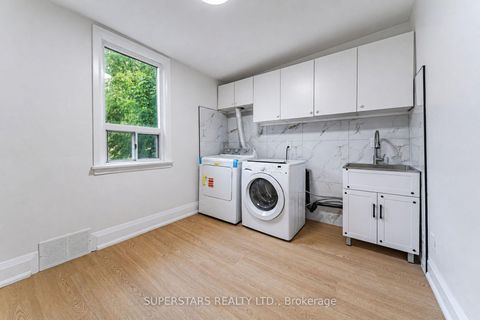 Photo 16 at 105 Bellwoods Avenue, Bellwoods, Toronto