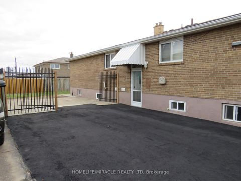 Photo 4 at 18 Rubydale Gardens, Humber Summit, Toronto