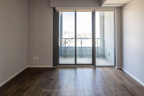 Photo 4 at 605 - 12 Bonnycastle Street NE, Waterfront Communities C8, Toronto
