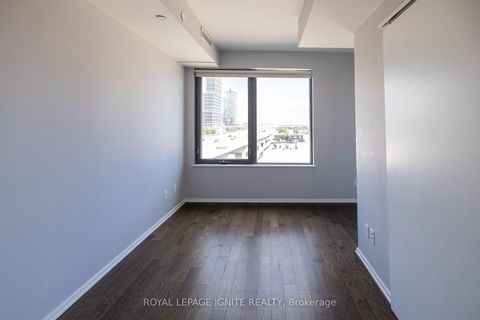 Photo 5 at 605 - 12 Bonnycastle Street NE, Waterfront Communities C8, Toronto