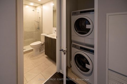 Photo 8 at 605 - 12 Bonnycastle Street NE, Waterfront Communities C8, Toronto