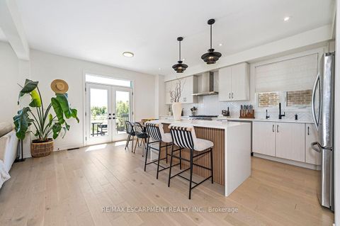 Photo 12 at 42 Shepherd Drive, Rural Barrie Southeast, Barrie