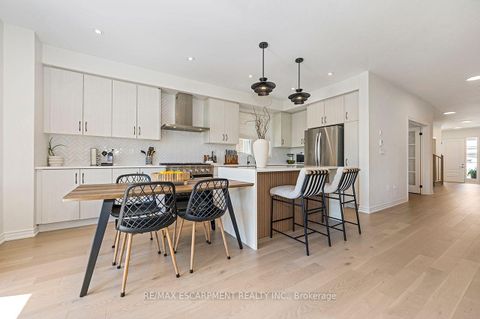 Photo 13 at 42 Shepherd Drive, Rural Barrie Southeast, Barrie