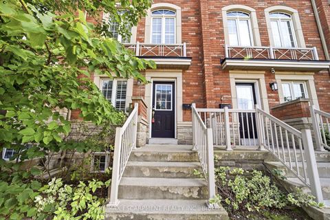 Photo 1 at 73 Ted Wray Circle, CFB, Toronto