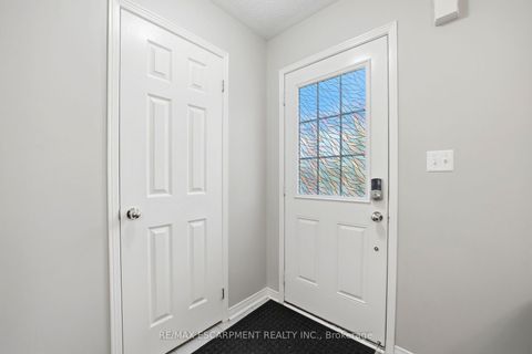 Photo 2 at 73 Ted Wray Circle, CFB, Toronto