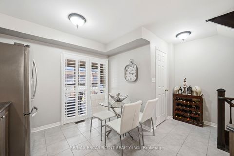 Photo 14 at 73 Ted Wray Circle, CFB, Toronto